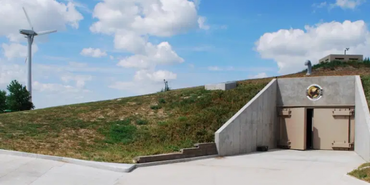 تقنيات لحمايتهم من الشتاء النووي والغبار البركاني.. شاهد ملجأ الأغنياء من نهاية العالم