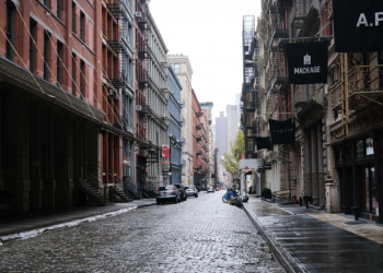 بعضها أفلس.. أرباح الشركات الأميركية رهن بوباء كورونا