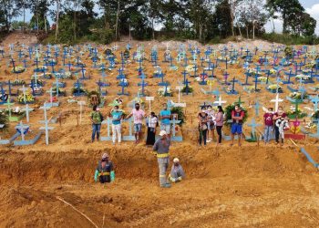 In pictures: How coronavirus swept through Brazil
